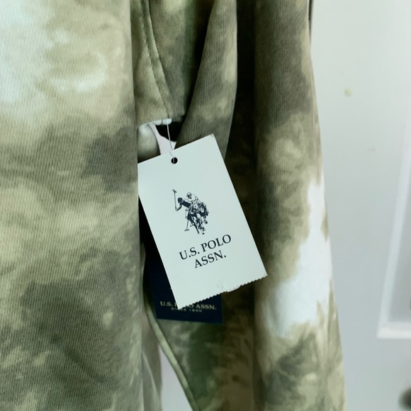 NWT US POLO ASSN. SWEATSHIRT - Picture 2 of 8